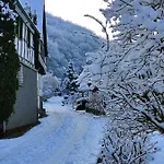 דירה 'unter Der Burg' *