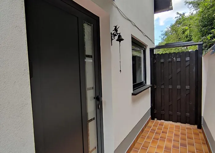 'unter Der Burg' * Brodenbach